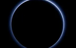 Плутон имеет кольца?